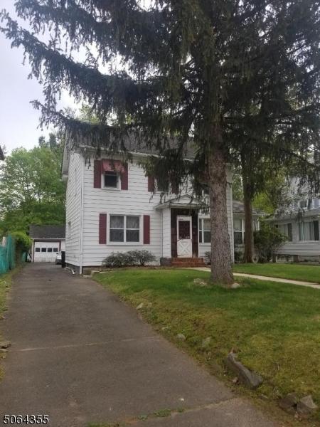 1011 W 8th St, Plainfield, NJ 07063 photo 2