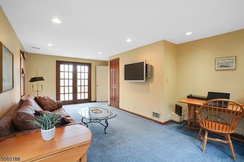 30 Gloucester Rd, Summit, NJ 07901 photo 12