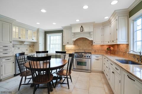 30 Gloucester Rd, Summit, NJ 07901 photo 6