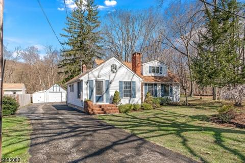 27 Chester Homes For Sale Chester Nj Real Estate Movoto