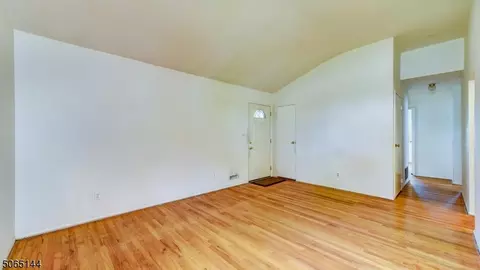 155 Highview Ter, Dover, NJ 07801 photo 7
