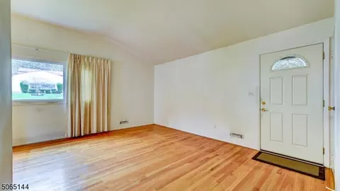 155 Highview Ter, Dover, NJ 07801 photo 6