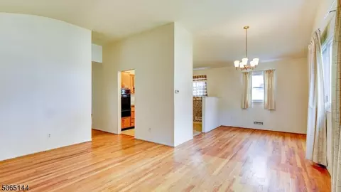 155 Highview Ter, Dover, NJ 07801 photo 8