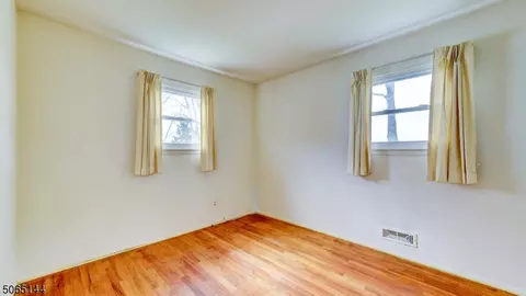 155 Highview Ter, Dover, NJ 07801 photo 15