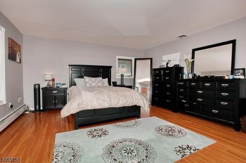 362 Valley View Ave, Paramus, NJ 07652 photo 10