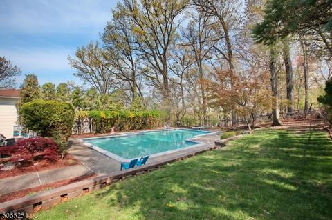 362 Valley View Ave, Paramus, NJ 07652 photo 23
