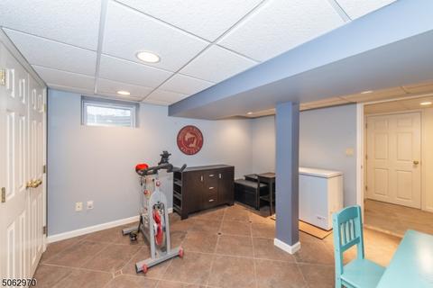 8 Mayfair Dr, Wayne, NJ 07470 photo 20