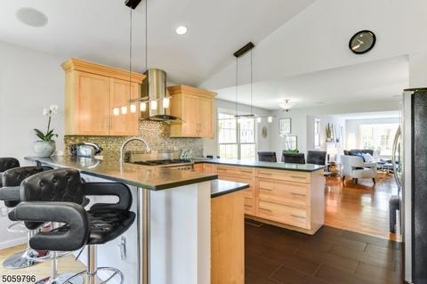 809 E Broad St, Westfield, NJ 07090 photo 7