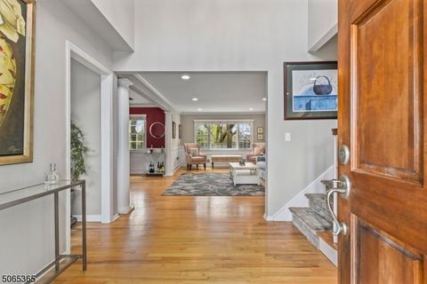 8 Leddell Rd, Mendham, NJ 07945 photo 2