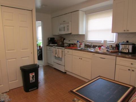 53 Spring St, Millburn, NJ 07041 photo 4