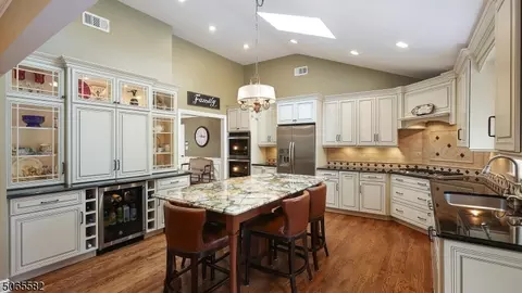 232 Juniper Way, Mountainside, NJ 07092 photo 6