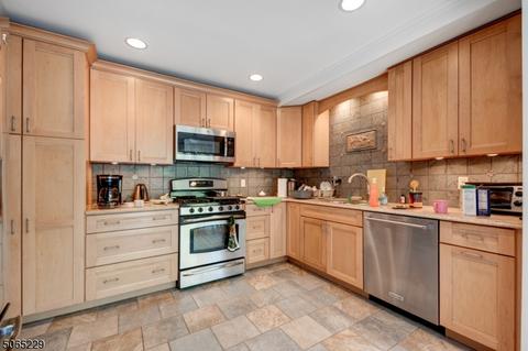 694 Springfield Ave, Summit, NJ 07901 photo 5