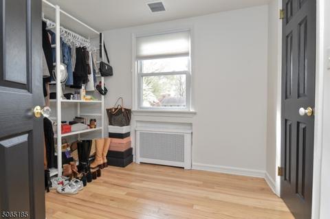 105 Dora Ave, Waldwick, NJ 07463 photo 12
