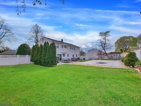 8 Kuiken Ct, Wayne, NJ 07470 photo 22