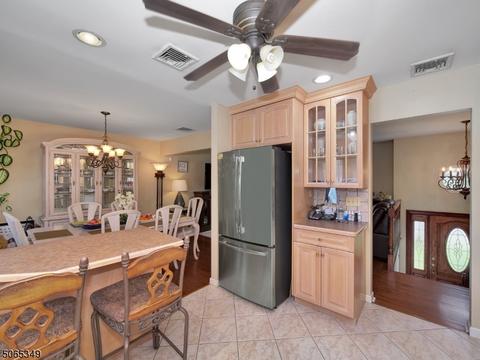 8 Kuiken Ct, Wayne, NJ 07470 photo 10