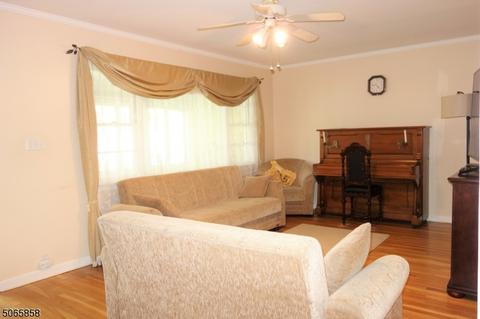 35 Prospect Pl, Springfield, NJ 07081 photo 3