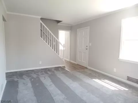 421 Cook Ave, Middlesex, NJ 08846 photo 8