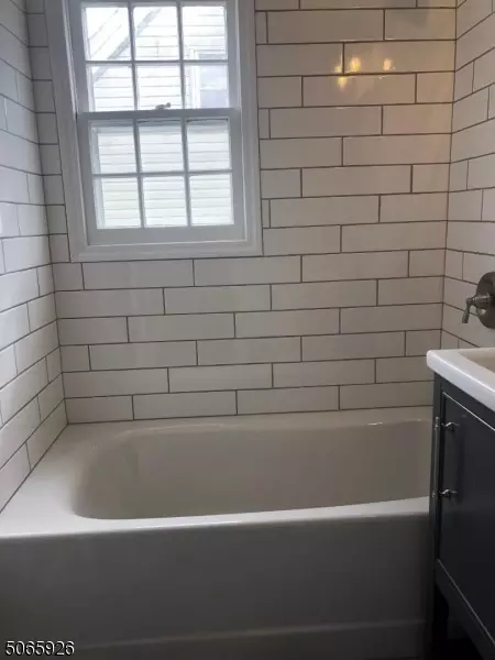 421 Cook Ave, Middlesex, NJ 08846 photo 13