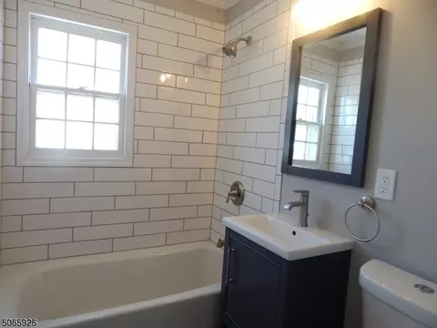 421 Cook Ave, Middlesex, NJ 08846 photo 11