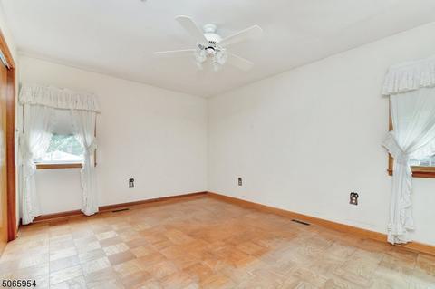 64 Wendt Ln, Wayne, NJ 07470 photo 8