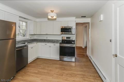 6 Aster Ter, Mendham, NJ 07945 photo 8