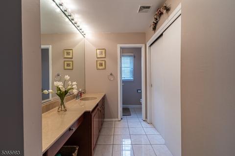 83 Anderson Dr, Wayne, NJ 07470 photo 13