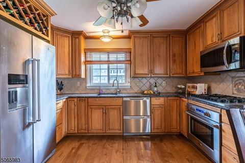 83 Anderson Dr, Wayne, NJ 07470 photo 5