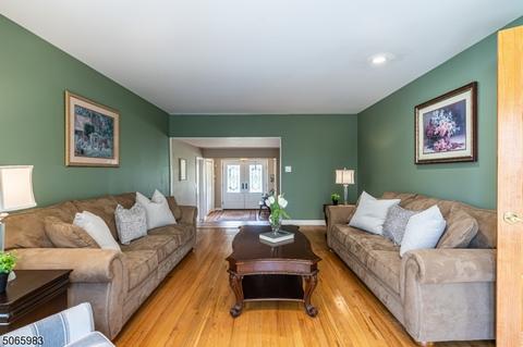 83 Anderson Dr, Wayne, NJ 07470 photo 6