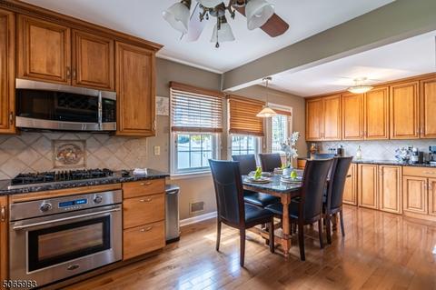 83 Anderson Dr, Wayne, NJ 07470 photo 4