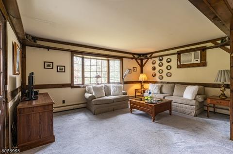 28 Normandy Dr, Wayne, NJ 07470 photo 9