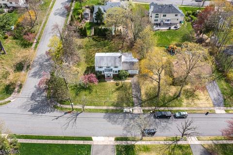 28 Normandy Dr, Wayne, NJ 07470 photo 22