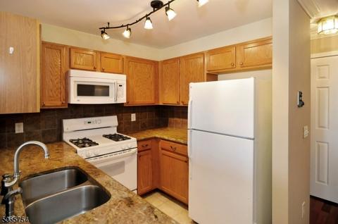 48 Carter Rd, Haskell, NJ 07420 photo 8