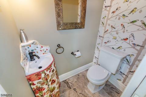 16 Berkeley Pl, Montclair, NJ 07042 photo 9