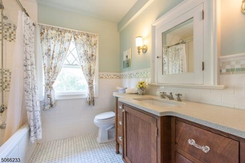 16 Berkeley Pl, Montclair, NJ 07042 photo 16
