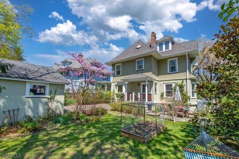 16 Berkeley Pl, Montclair, NJ 07042 photo 23