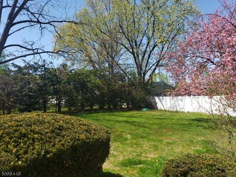 18 Van Dyk Pl, Pompton Plains, NJ 07444 photo 5