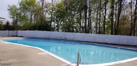 35 Knox Ter #2B, Wayne, NJ 07470 photo 19