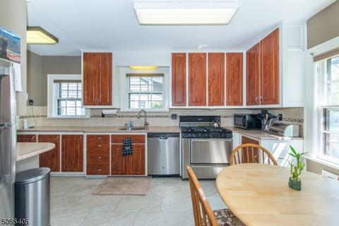 104 Summit Ave, Montclair, NJ 07043 photo 9