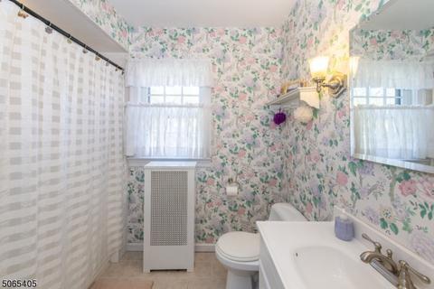 104 Summit Ave, Montclair, NJ 07043 photo 17