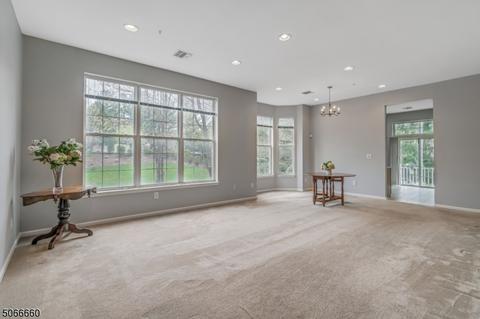 308 Four Seasons Dr, Wayne, NJ 07470 photo 4