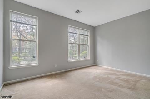 308 Four Seasons Dr, Wayne, NJ 07470 photo 12