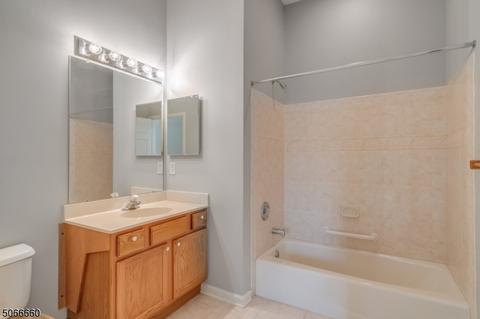 308 Four Seasons Dr, Wayne, NJ 07470 photo 17