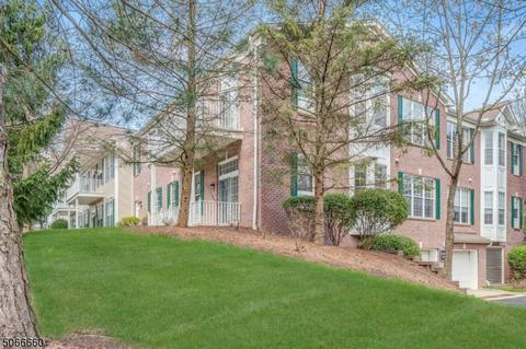 308 Four Seasons Dr, Wayne, NJ 07470 photo 1