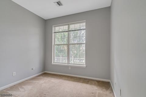 308 Four Seasons Dr, Wayne, NJ 07470 photo 16