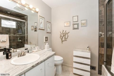 25 Braemar Dr, Wayne, NJ 07470 photo 22