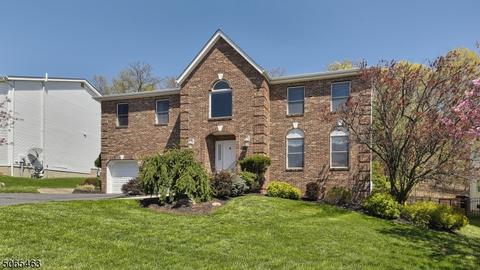 23 Fox Boro Rd, Wayne, NJ 07470 photo 2