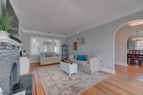 49 Mountainview Rd, Millburn, NJ 07041 photo 4