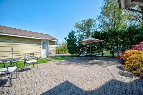 49 Mountainview Rd, Millburn, NJ 07041 photo 21