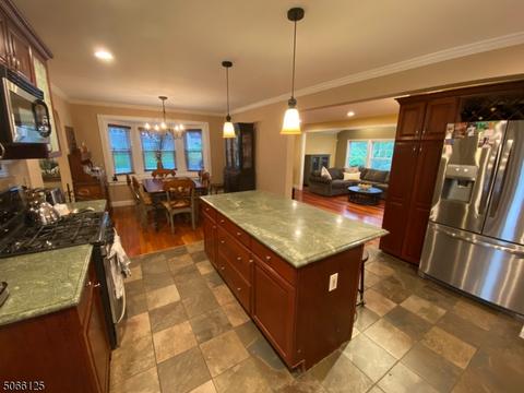 97 Beech St, Nutley, NJ 07110 photo 4