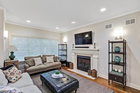 71 Franklin Pl, Summit, NJ 07901 photo 6